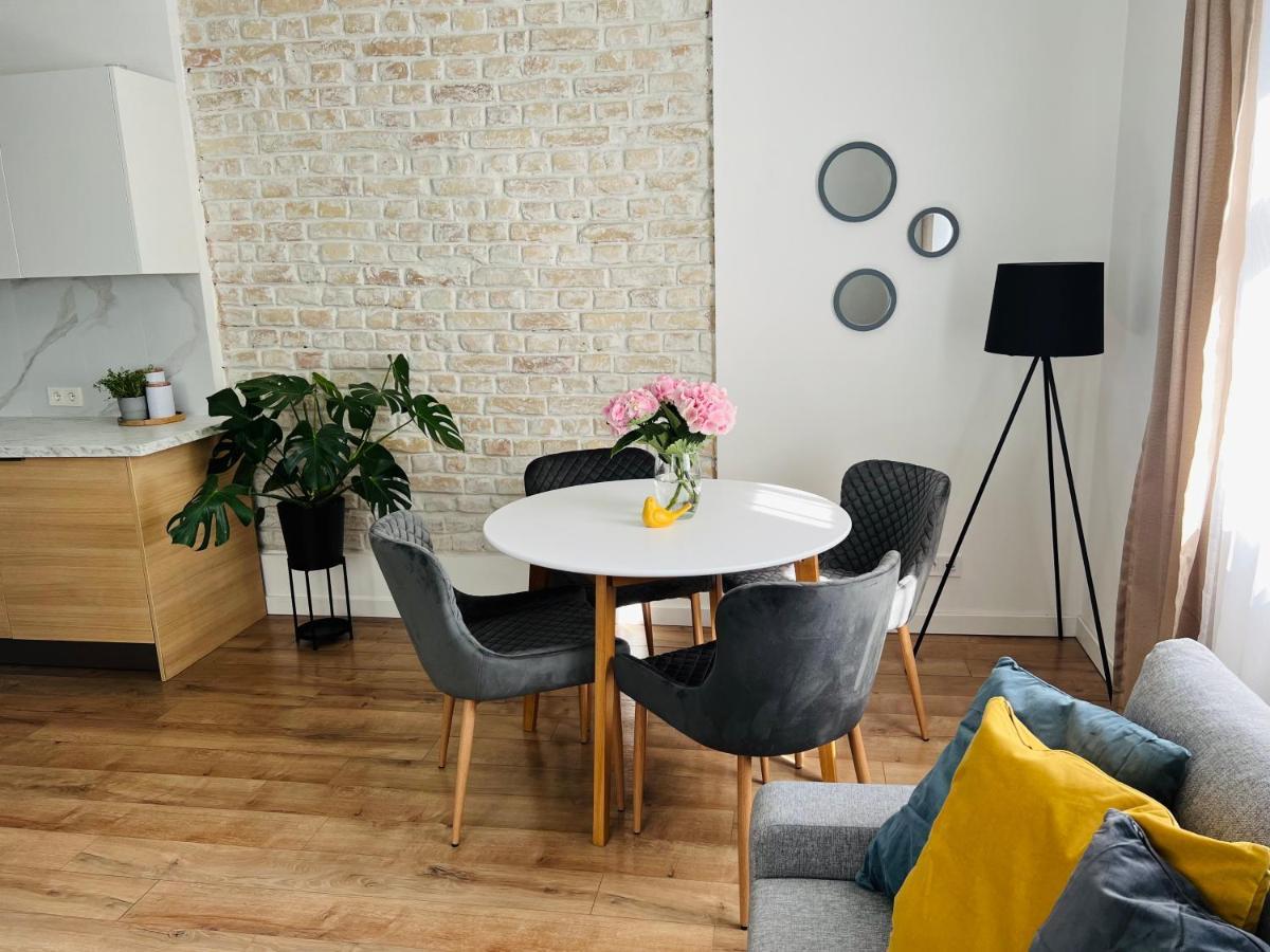 The Right Coast Apartment With Free Private Parking Riga Extérieur photo